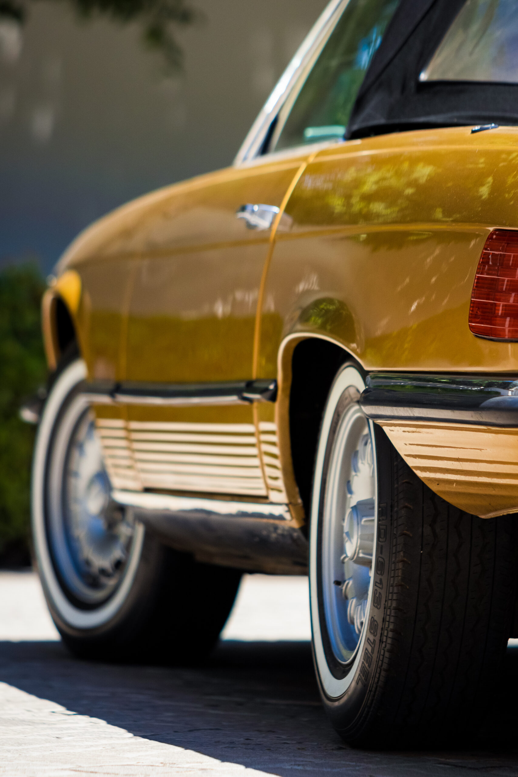Mercedes Benz 450 SL - Image 10