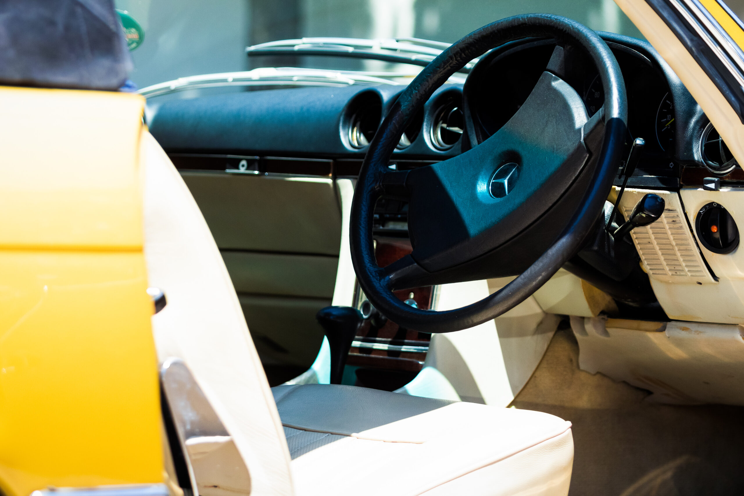Mercedes Benz 450 SL - Image 6