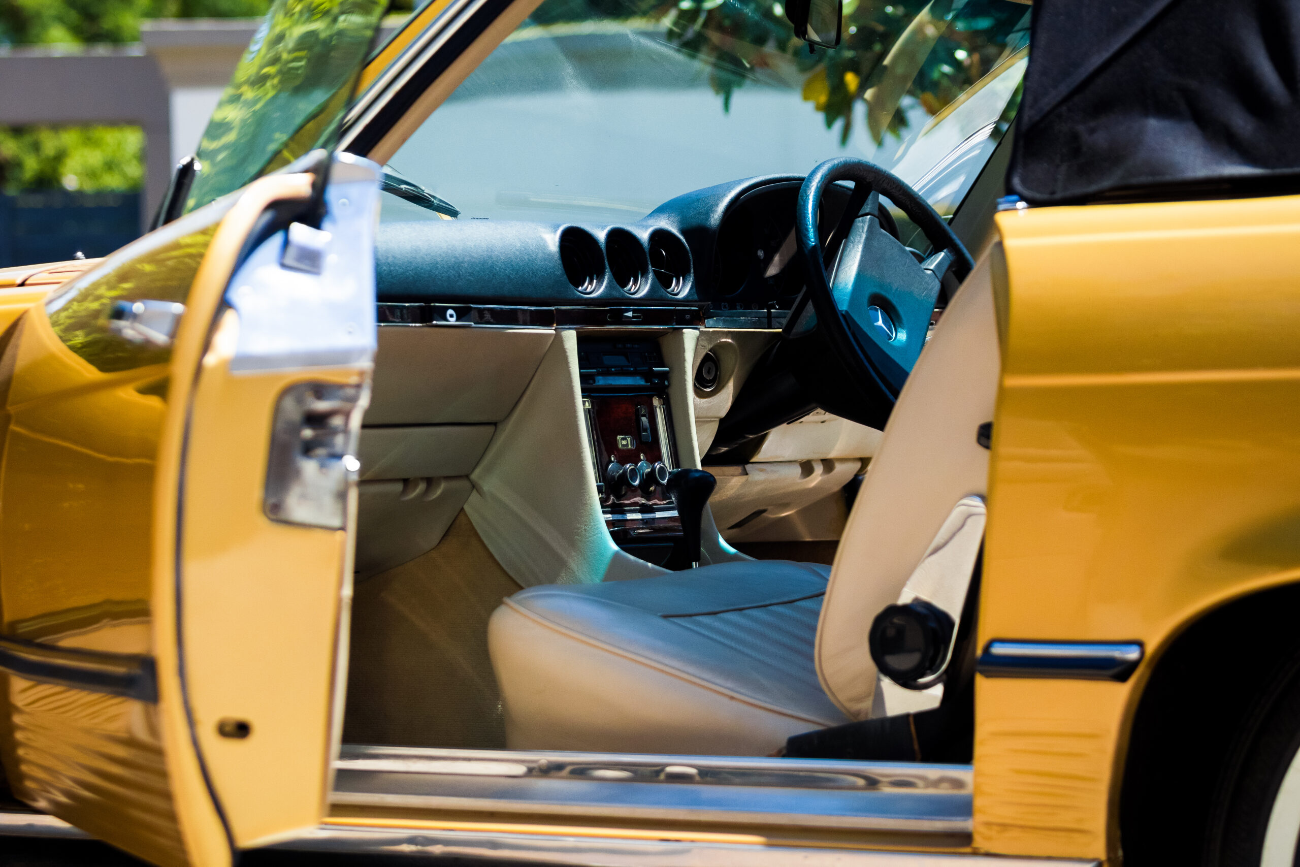 Mercedes Benz 450 SL - Image 5