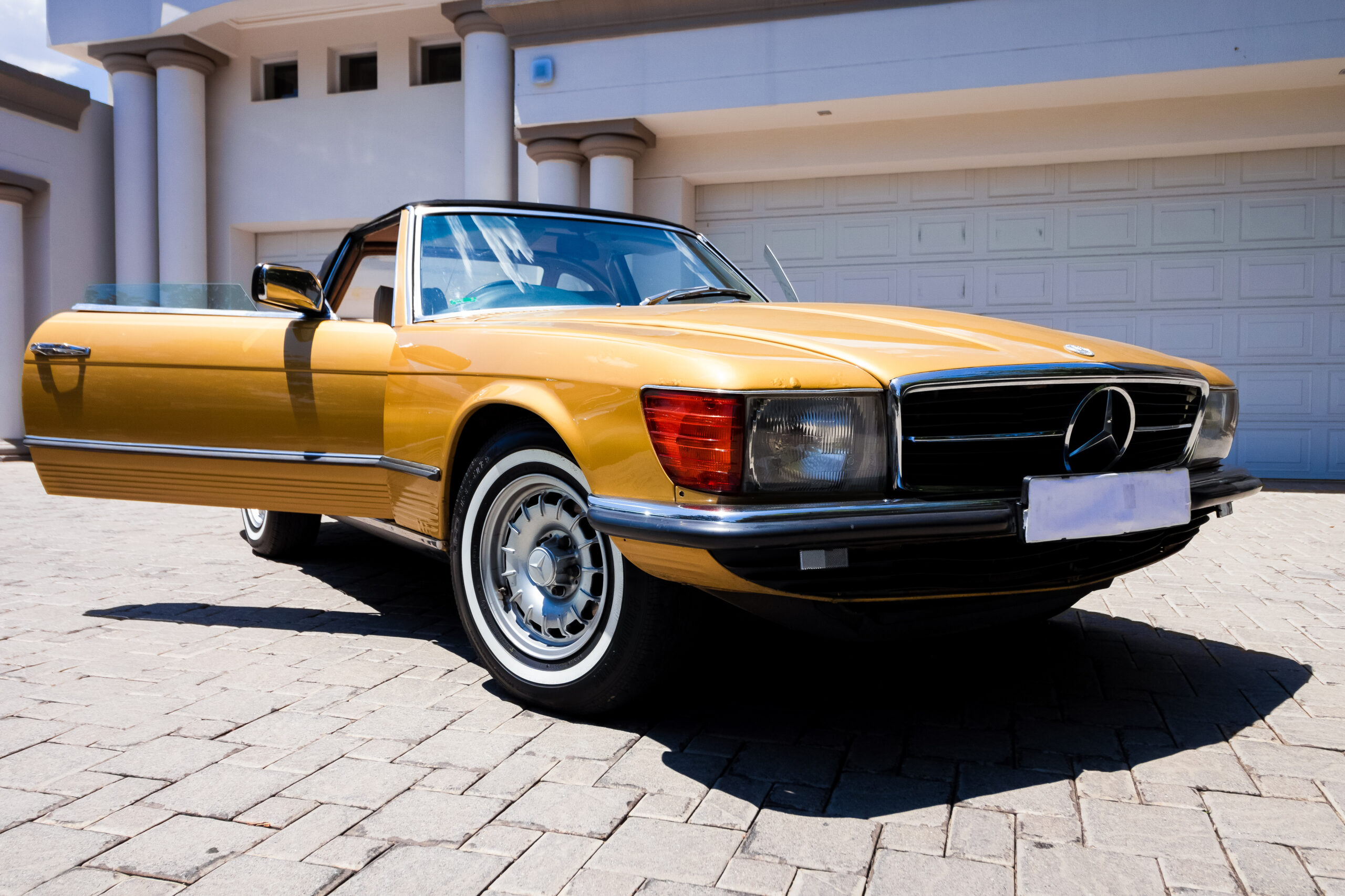 Mercedes Benz 450 SL - Image 2